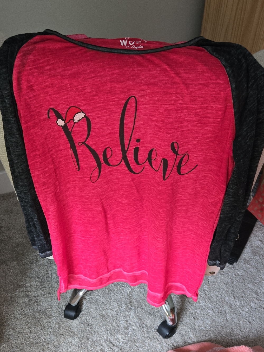 Christmas Santa "Believe" Shirt. Womens Large.